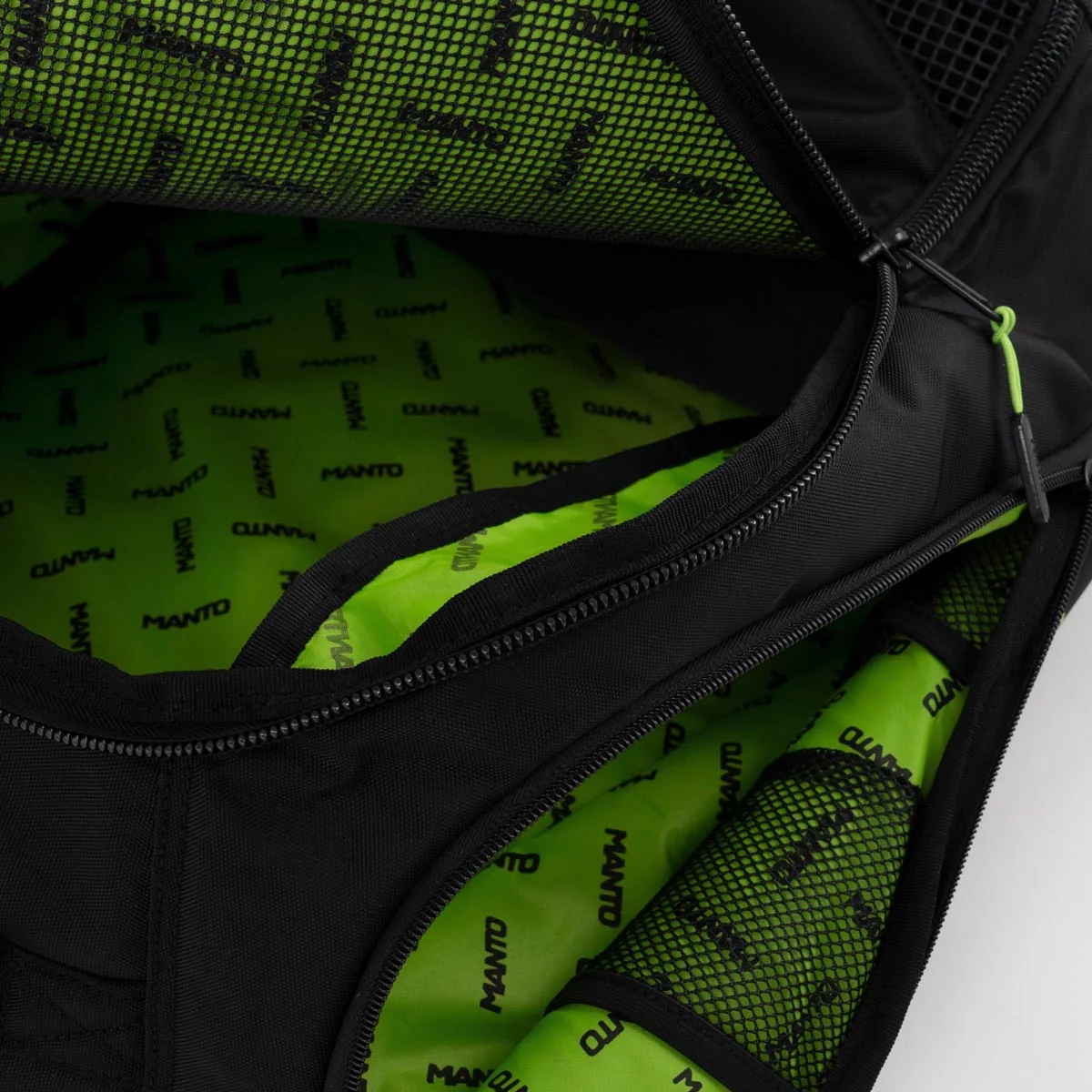 Backpack Manto SOCIETY Convertible XL Black-green  - Image 8