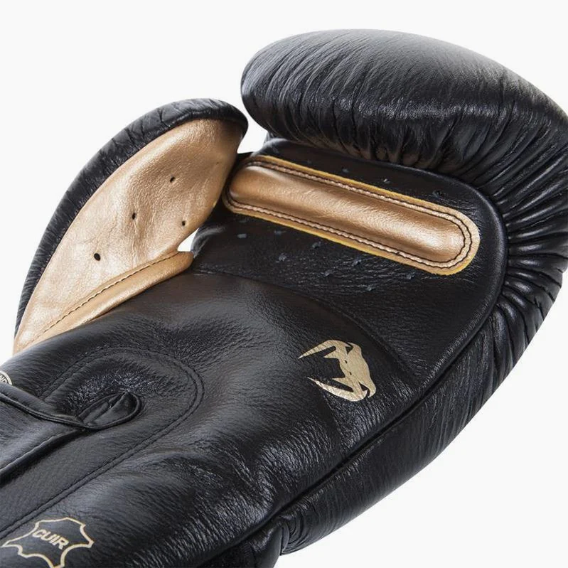 Boxing gloves Boxing Venum Giant 3.0 Black-Gold - Image 4
