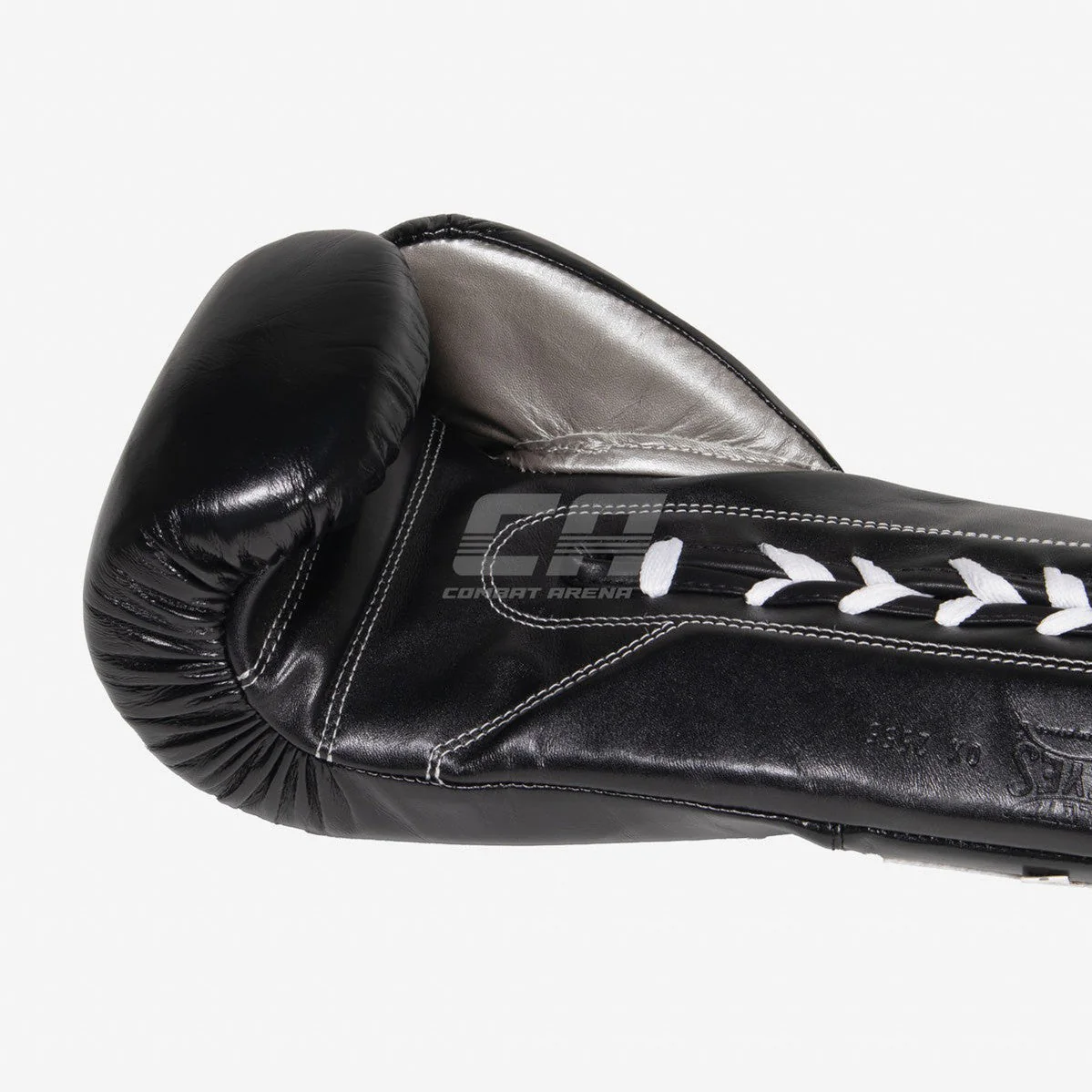 Boxing gloves Cleto Reyes Safetec CB4 Black-silver with laces  - Image 7