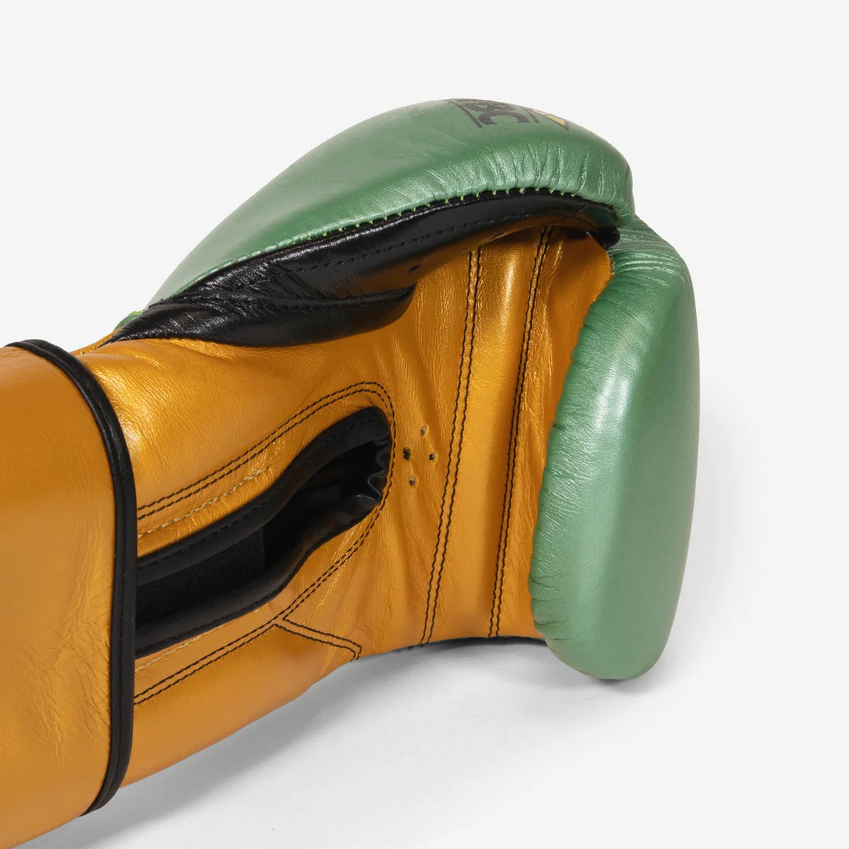 Boxing gloves Cleto Reyes Sparring CE6 WBC Edition  - Image 5