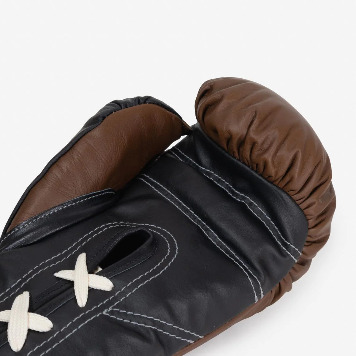 Boxing gloves Di Nardo with Laces 12 Oz Brown-black  - Image 9