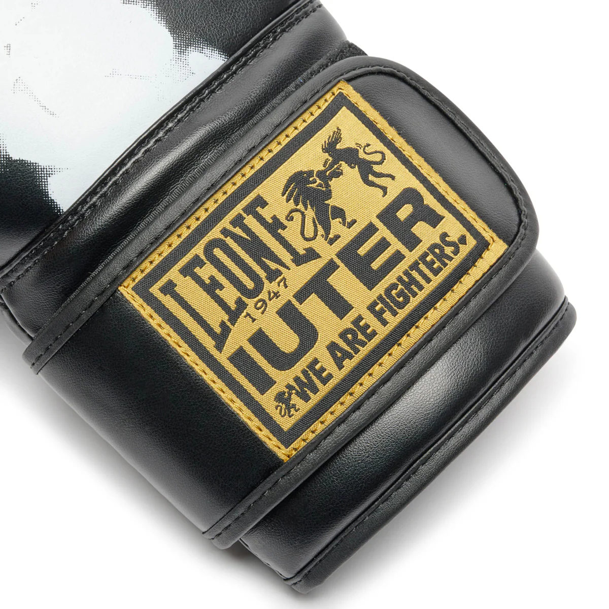 Boxing gloves Leone Iuter GN01IU  - Image 6