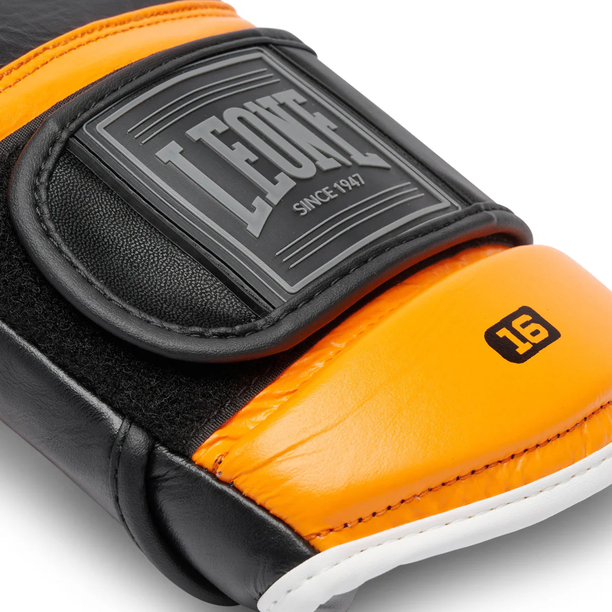 Boxing gloves Leone Professional 2 GN115C Orange 16 Oz  - Image 5