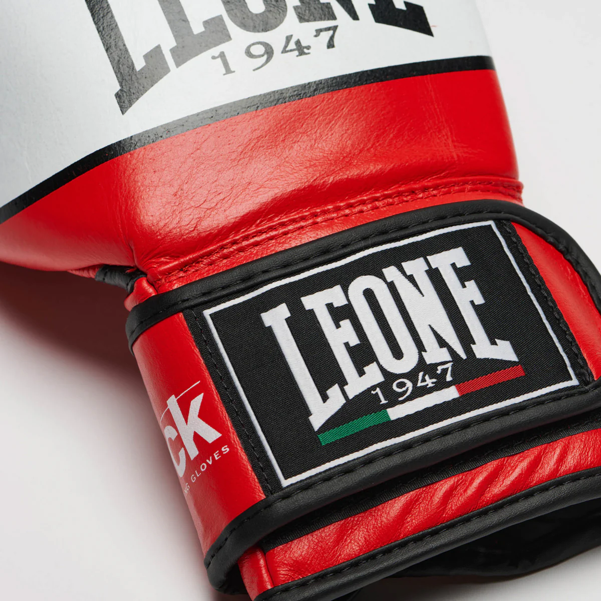 Boxing gloves Leone Shock GN047  - Image 29