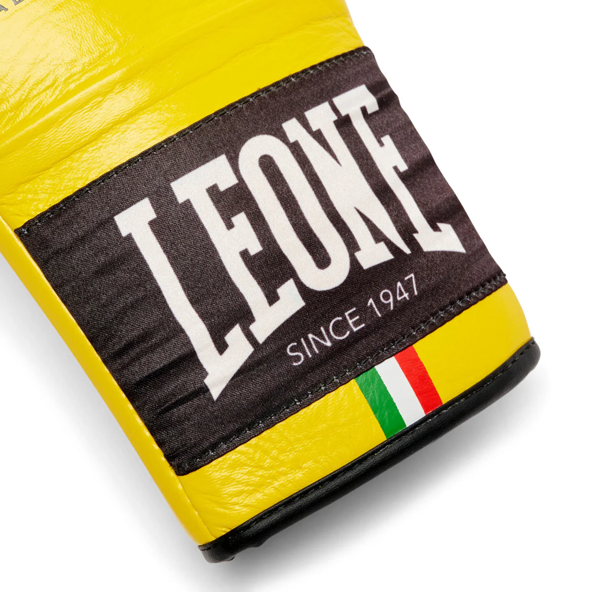 Boxing gloves Leone Shock Plus GN102L  - Image 46