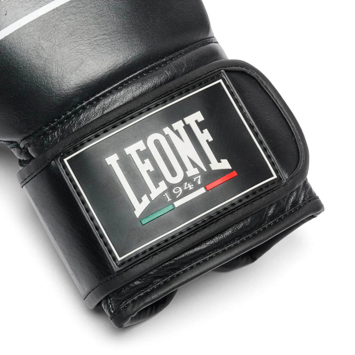 Boxing gloves Leone Shock Pro GN057 Black  - Image 5