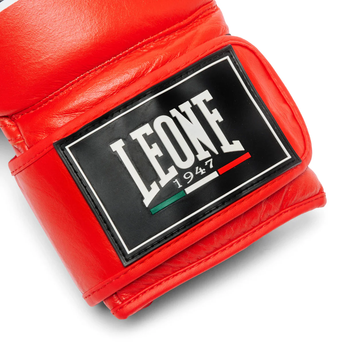 Boxing gloves Leone Shock Pro GN057 Red  - Image 5