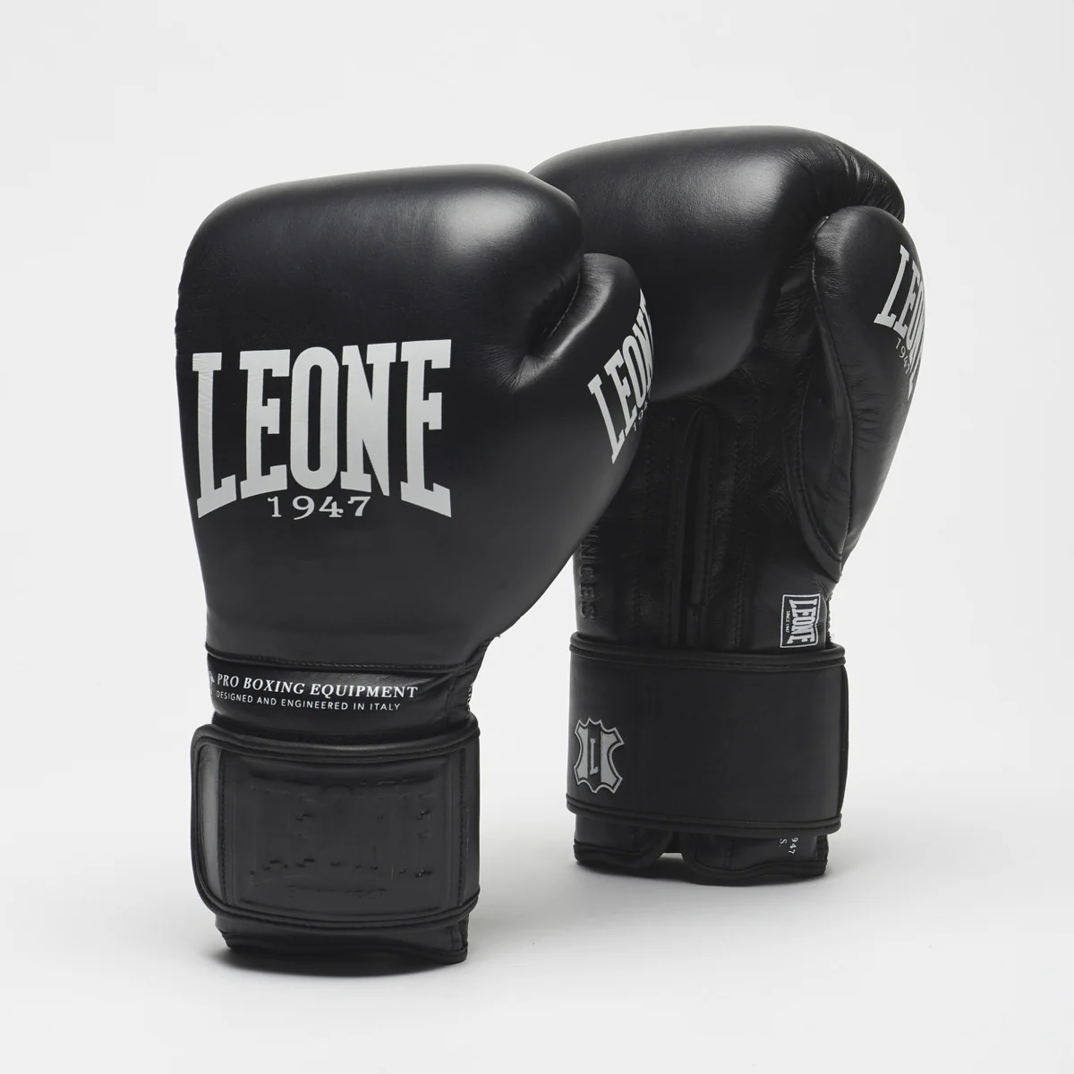 Boxing gloves Leone The Greatest GN111 