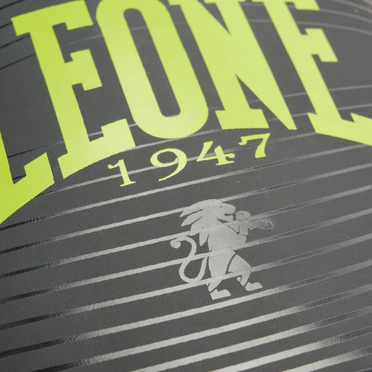 Boxing gloves Leone Waves GN313  - Image 10