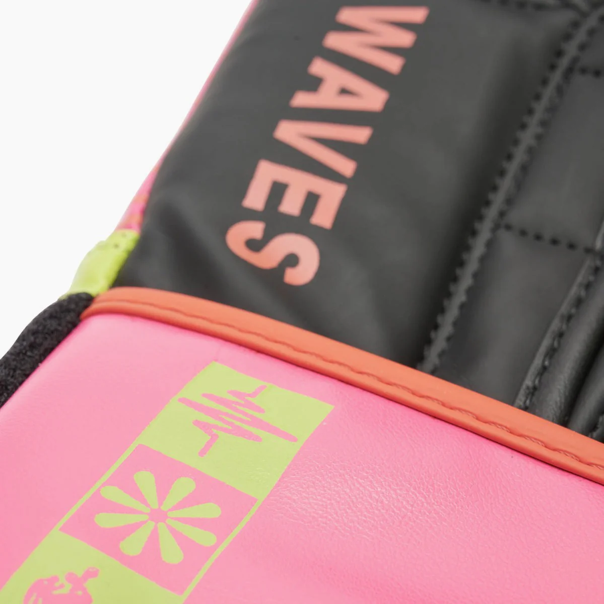 Boxing gloves Leone Waves GN313  - Image 18