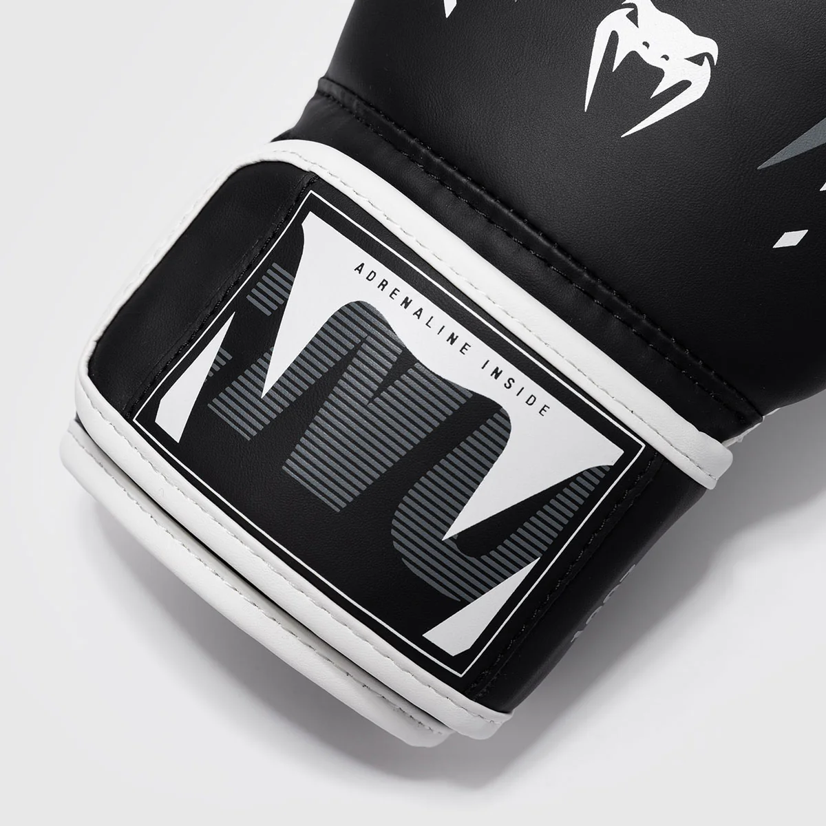 Boxing gloves Venum Adrenaline Black-gray  - Image 3
