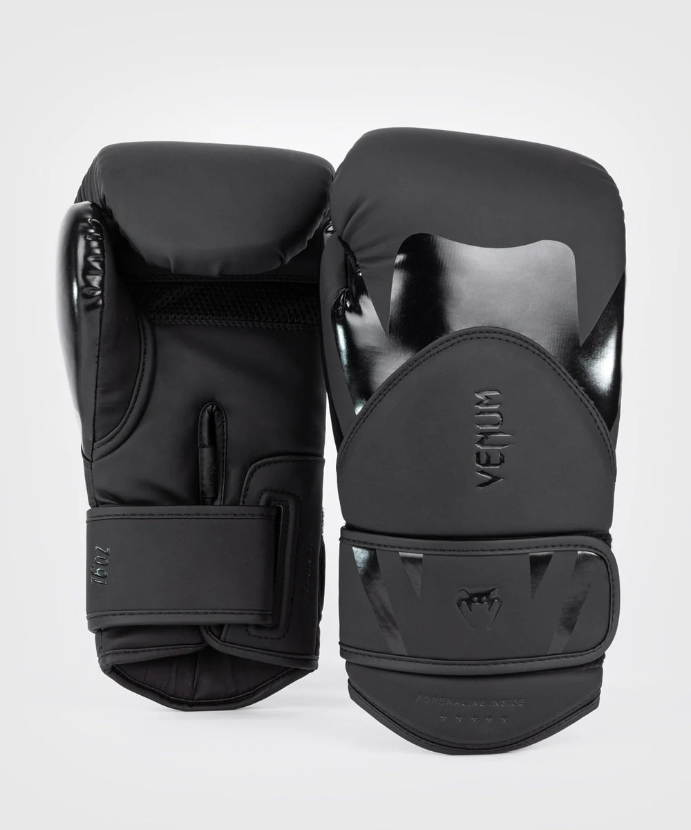 Boxing gloves Venum Challenger 4.0 