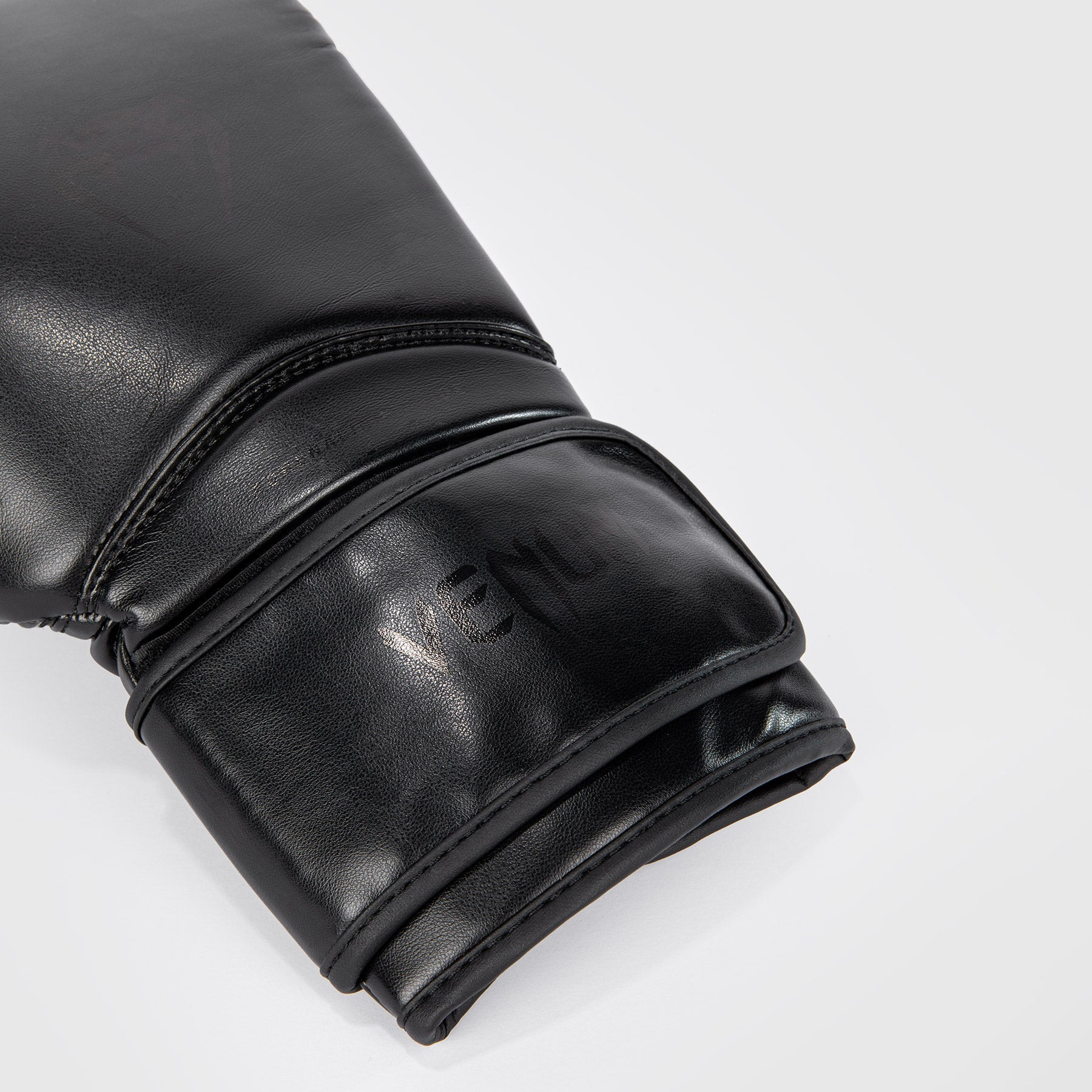 Boxing gloves Venum Contender 1.5  - Image 5