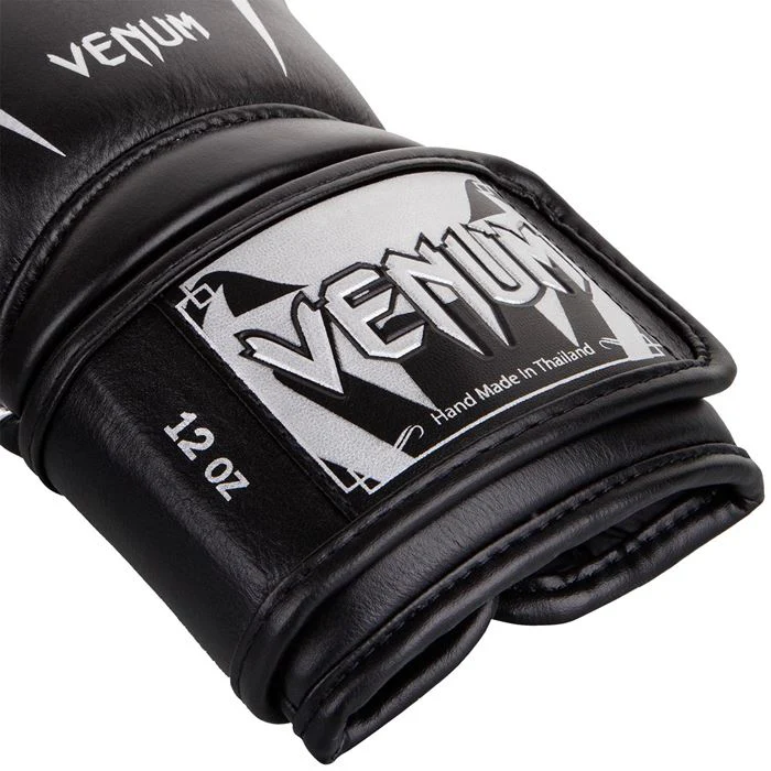 Boxing gloves Venum Giant 3.0  - Image 4