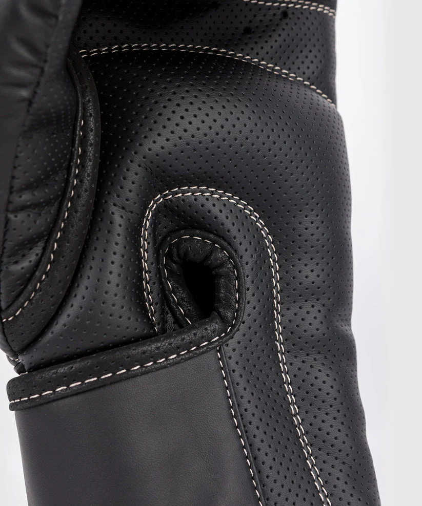 Boxing gloves Venum Impact Evo  - Image 4