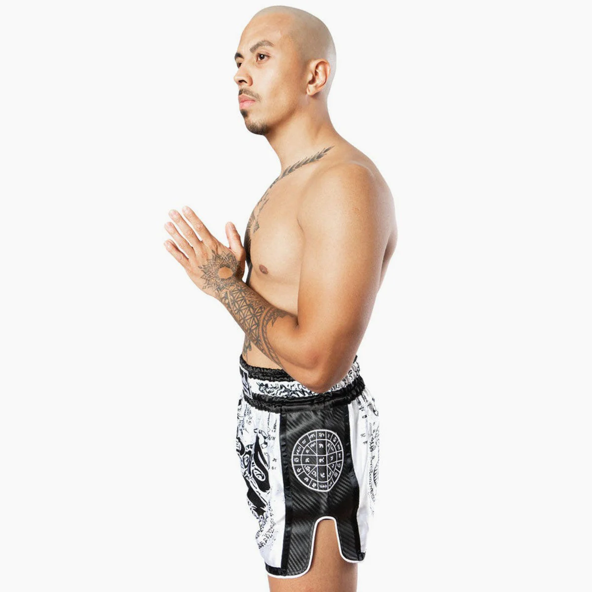 Kick-thai shorts 8 Weapons Carbon Sak Yant Tigers  - Image 14