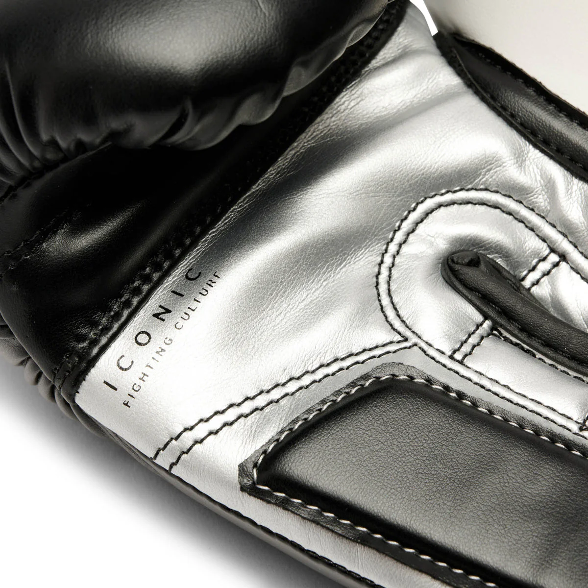 Kids boxing gloves Leone Iconic 6 Oz GN408J  - Image 8