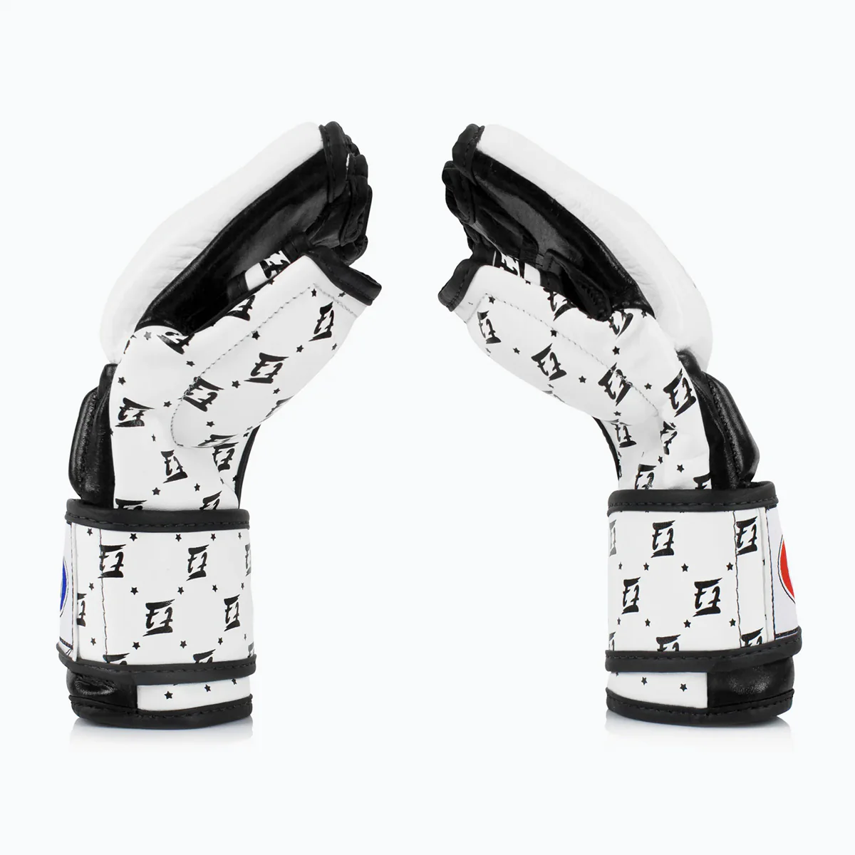 MMA Gloves Fairtex 4 oz FGV17  - Image 3