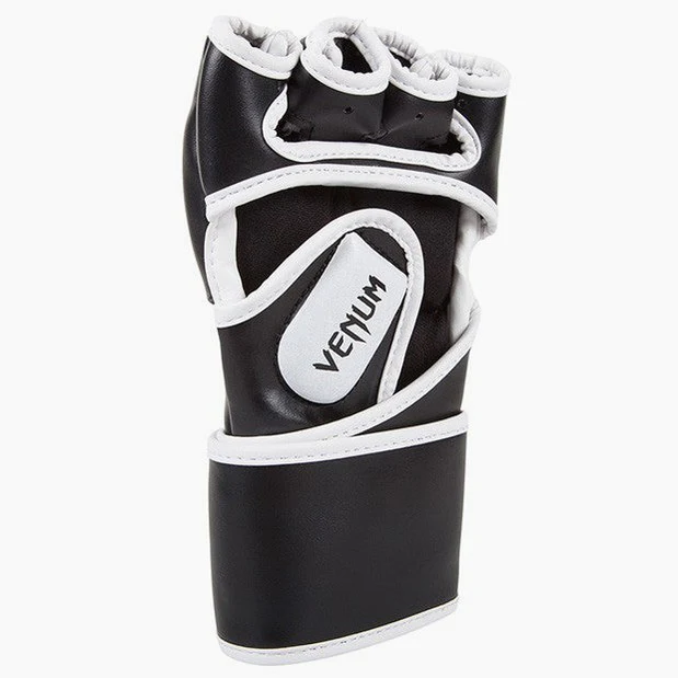 MMA gloves 4 Oz Venum Challenger Black  - Image 5