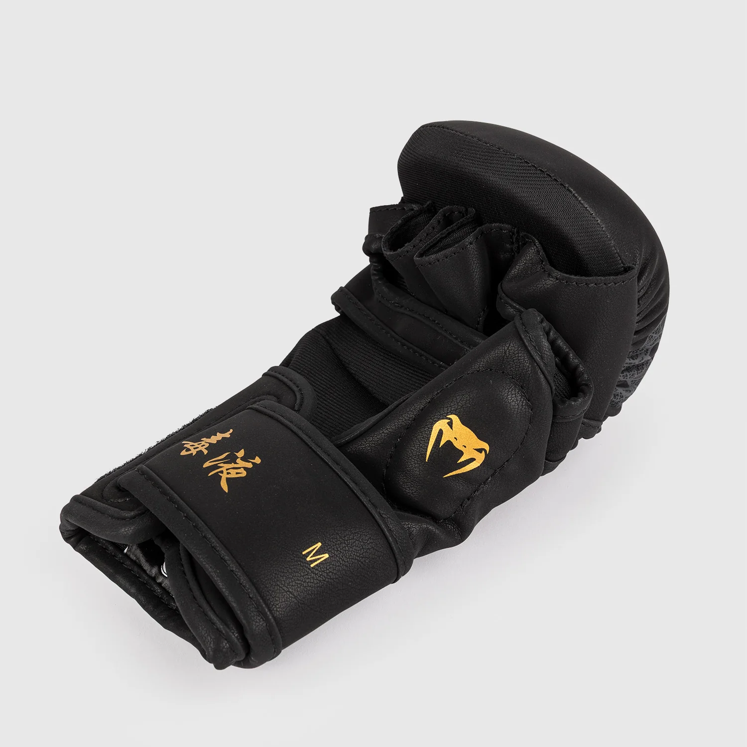 MMA Gloves 7 Oz Venum Serpenti Black sparring  - Image 4