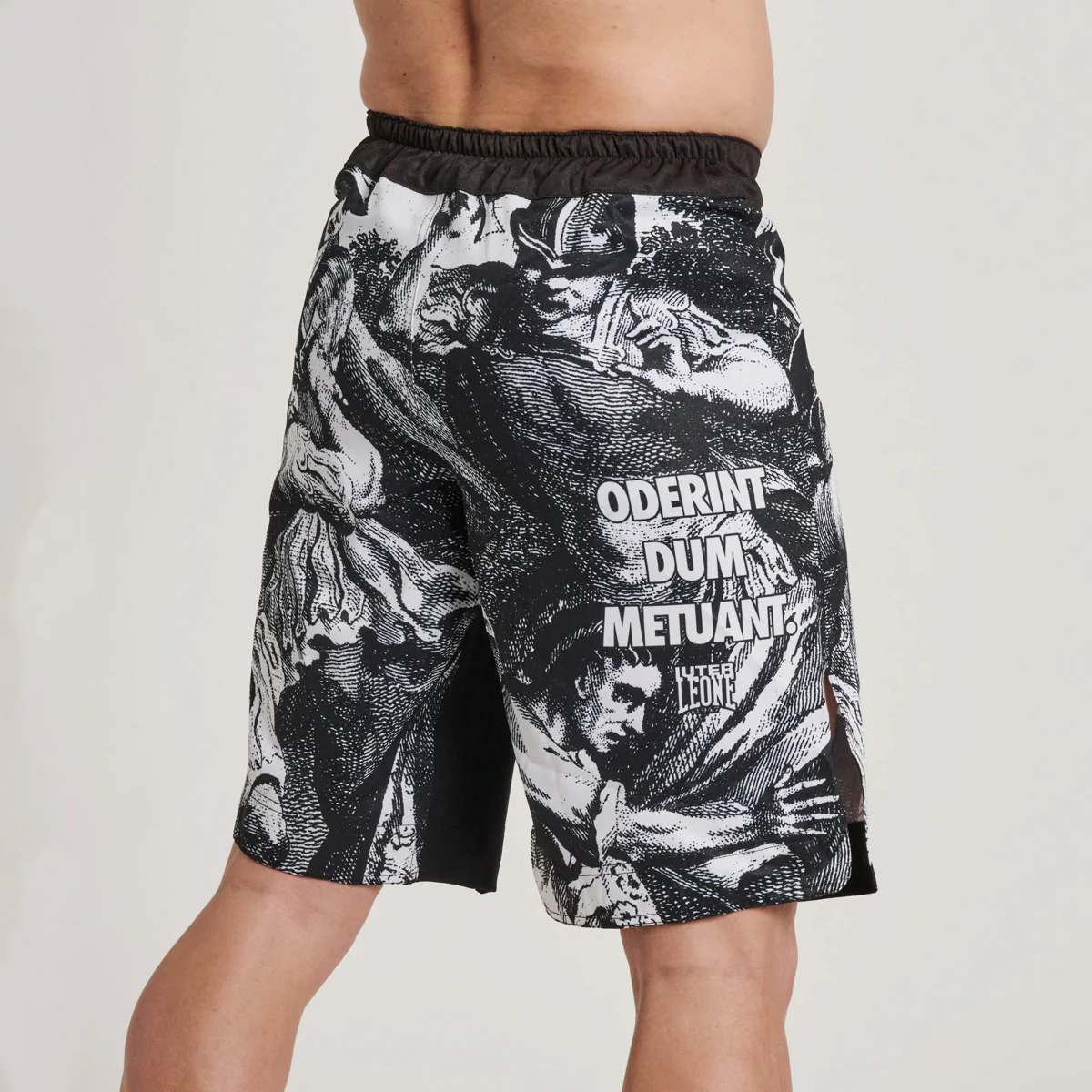 MMA shorts Leone IUTER Barbed Wire AB04IU Black  - Image 4