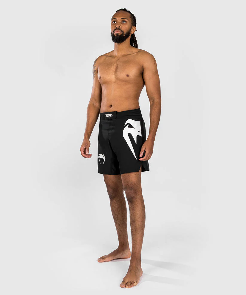 MMA shorts Venum Light 5.0  - Image 2