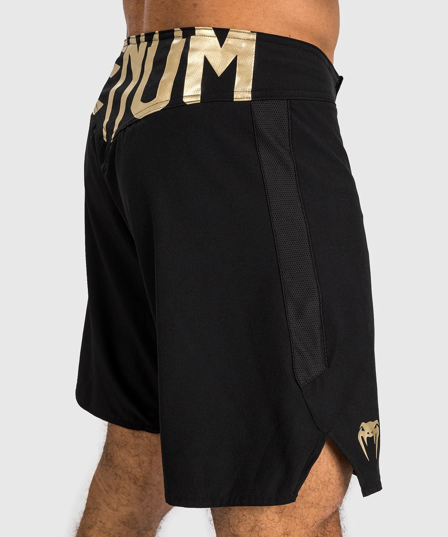 MMA shorts Venum Light 5.0  - Image 35