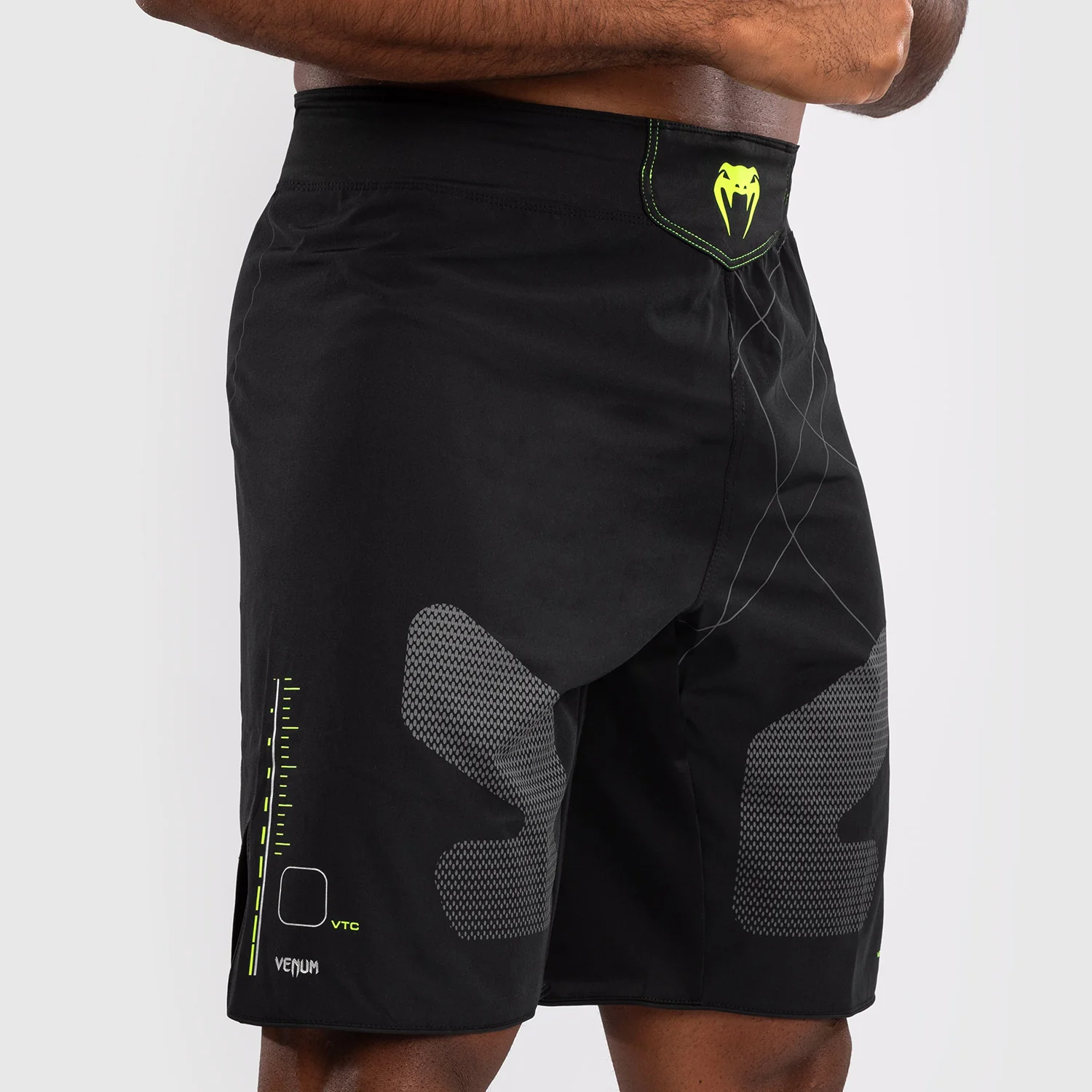 MMA shorts Venum Training Camp 4.0  - Image 6