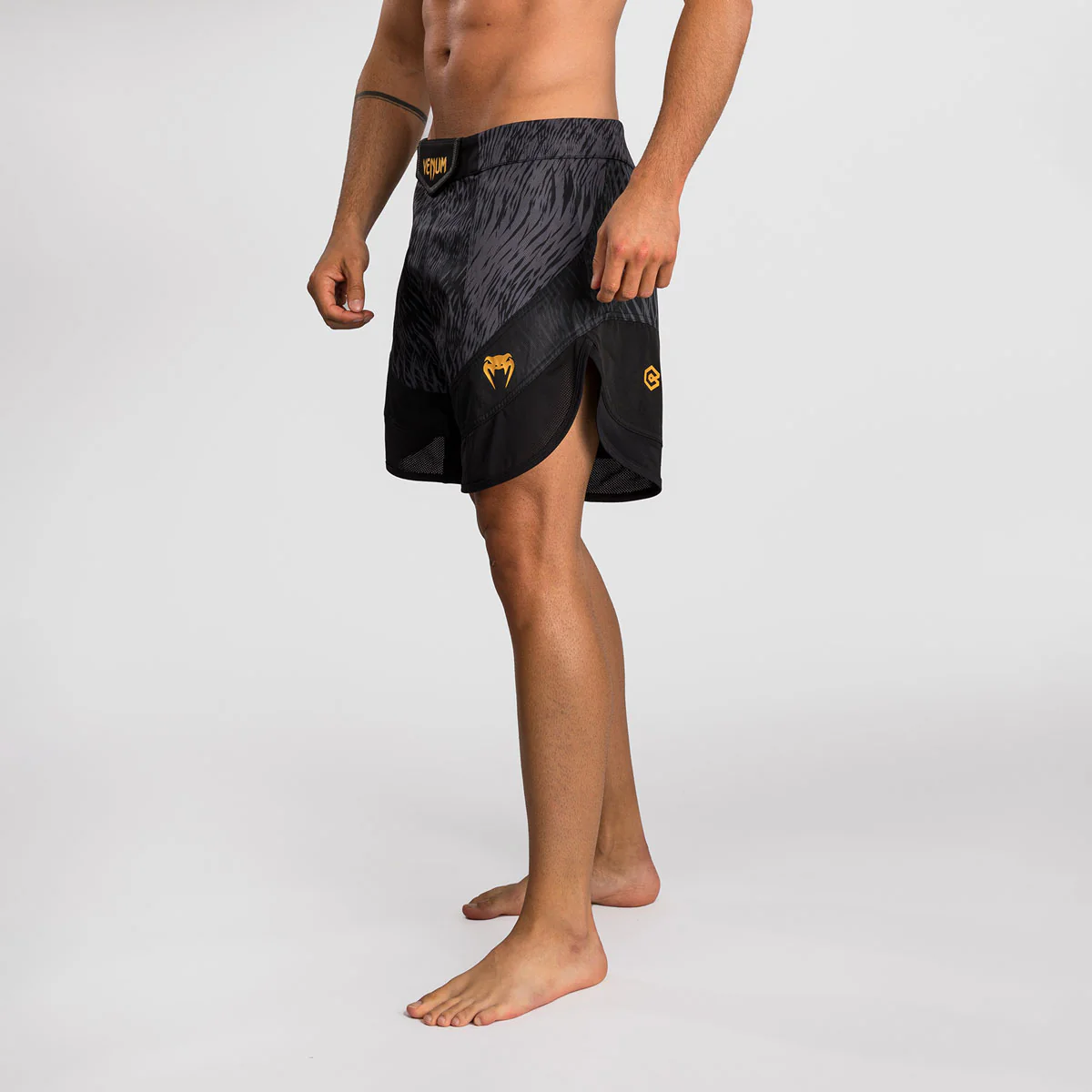 MMA shorts Venum x Chimaev Wild Borz Black  - Image 7