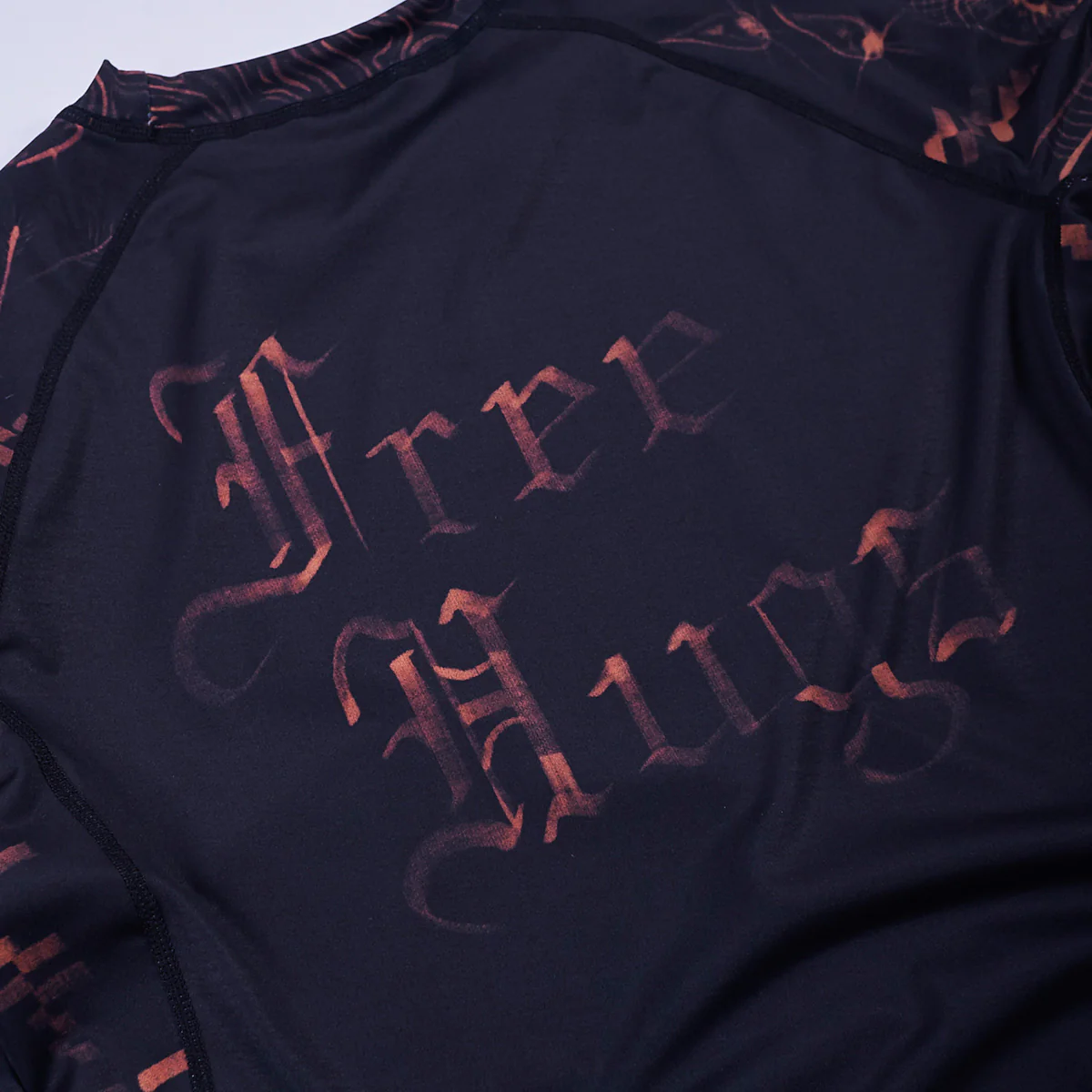 Rashguard Manto Free Hugs long sleeves  - Image 8