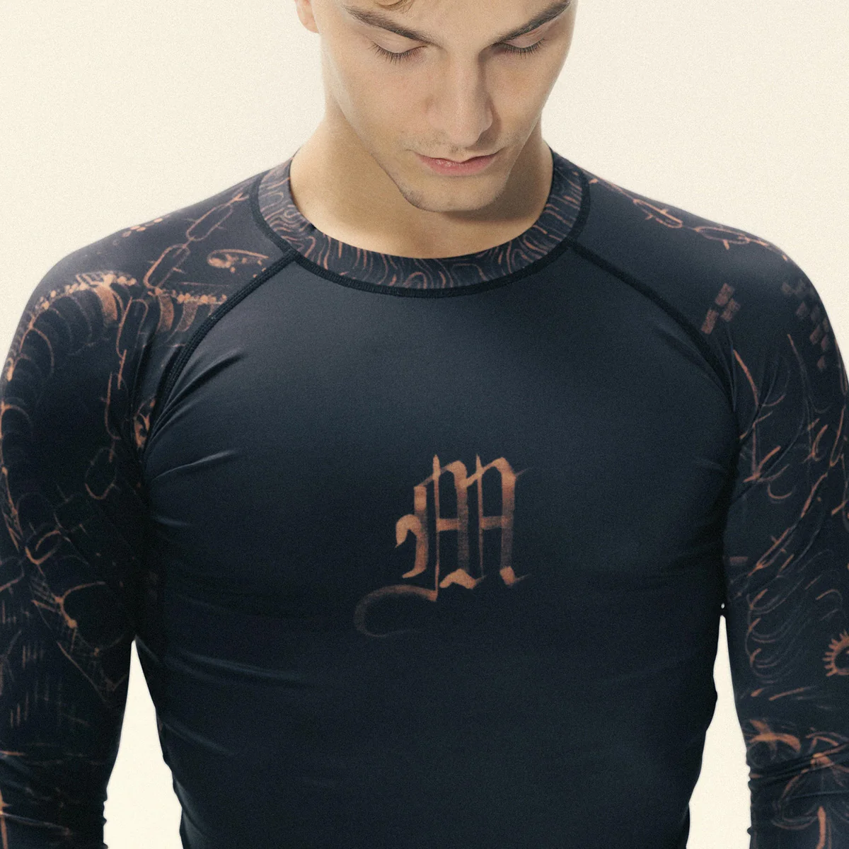 Rashguard Manto Free Hugs long sleeves  - Image 9