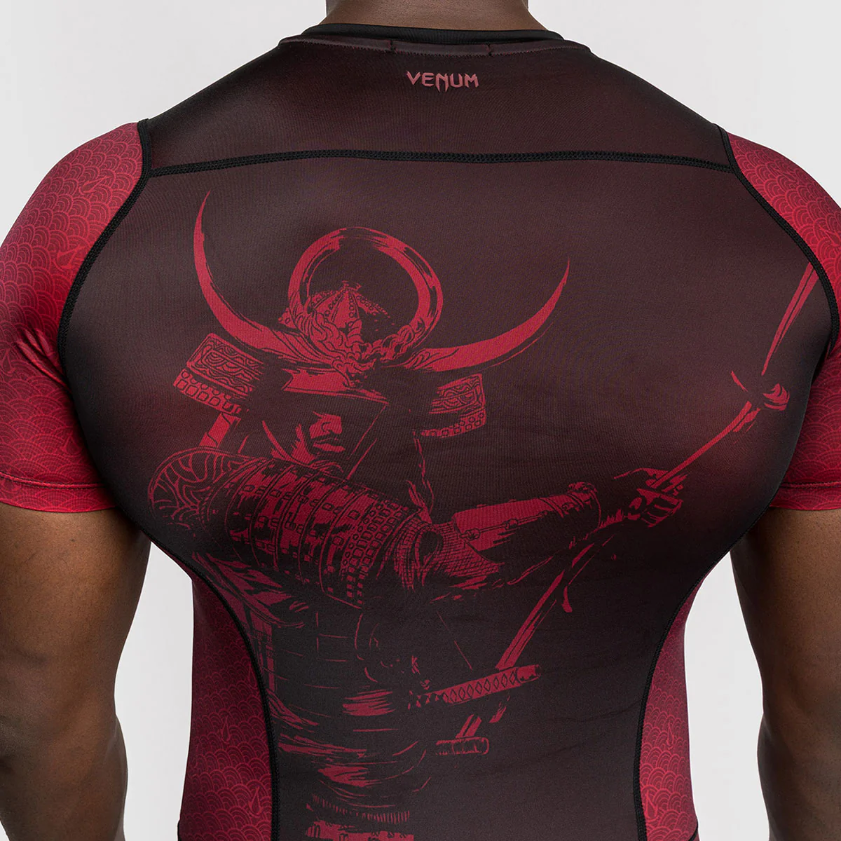 Rashguard Venum Assassin's Creed Shadows short sleeves Red-black  - Image 6