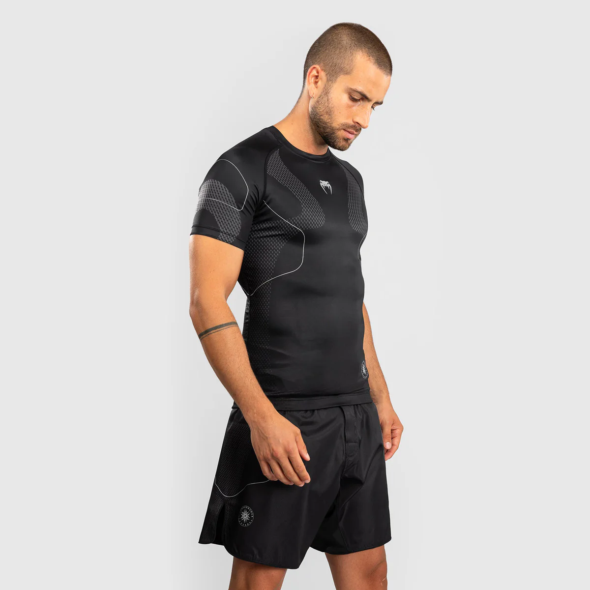 Rashguard Venum Nexus short sleeves  - Image 2
