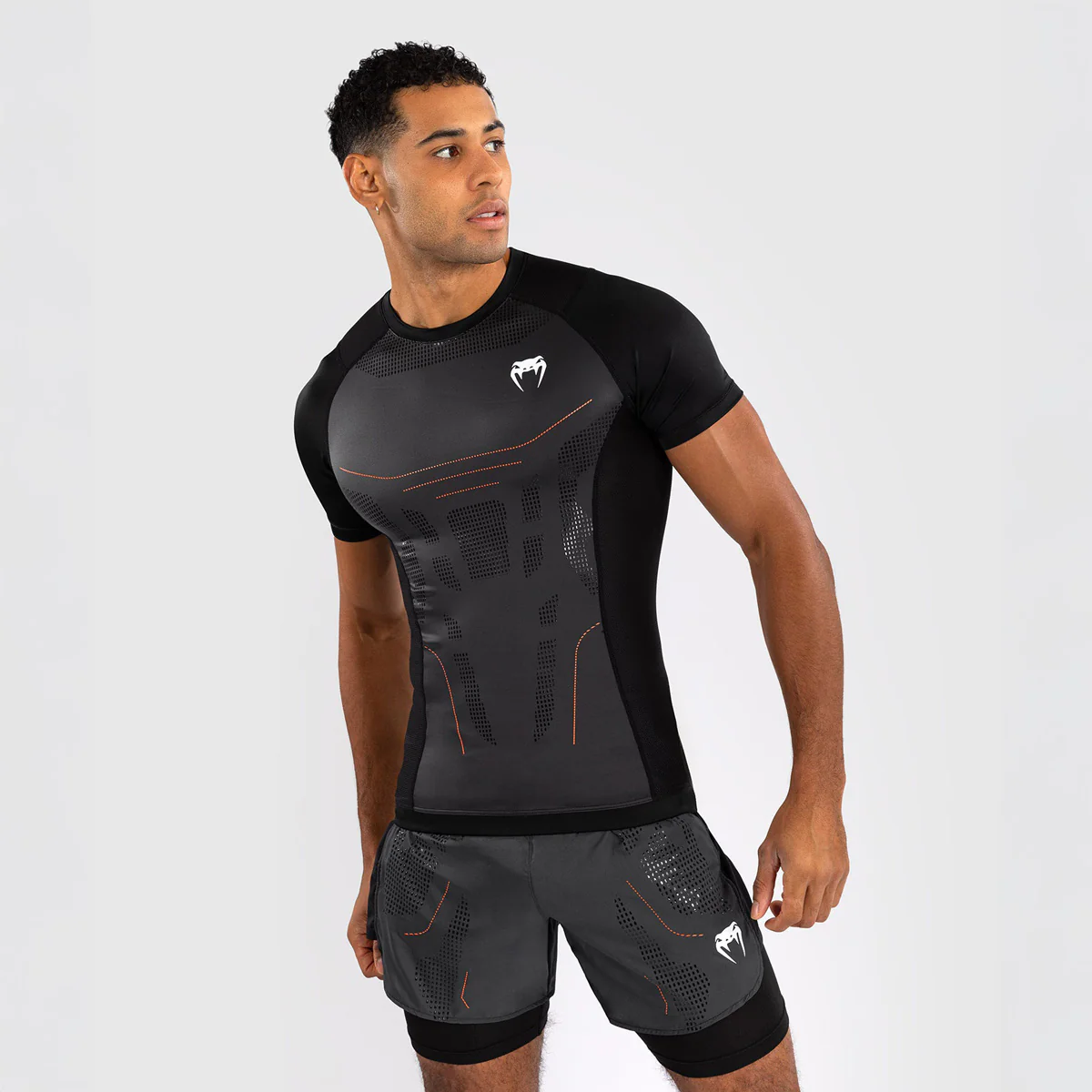 Rashguard Venum Technical 3.0 short sleeves Graphite  - Image 2