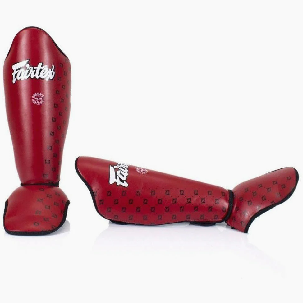 Shinguards Fairtex Competition SP5 with red footrests  - Image 2