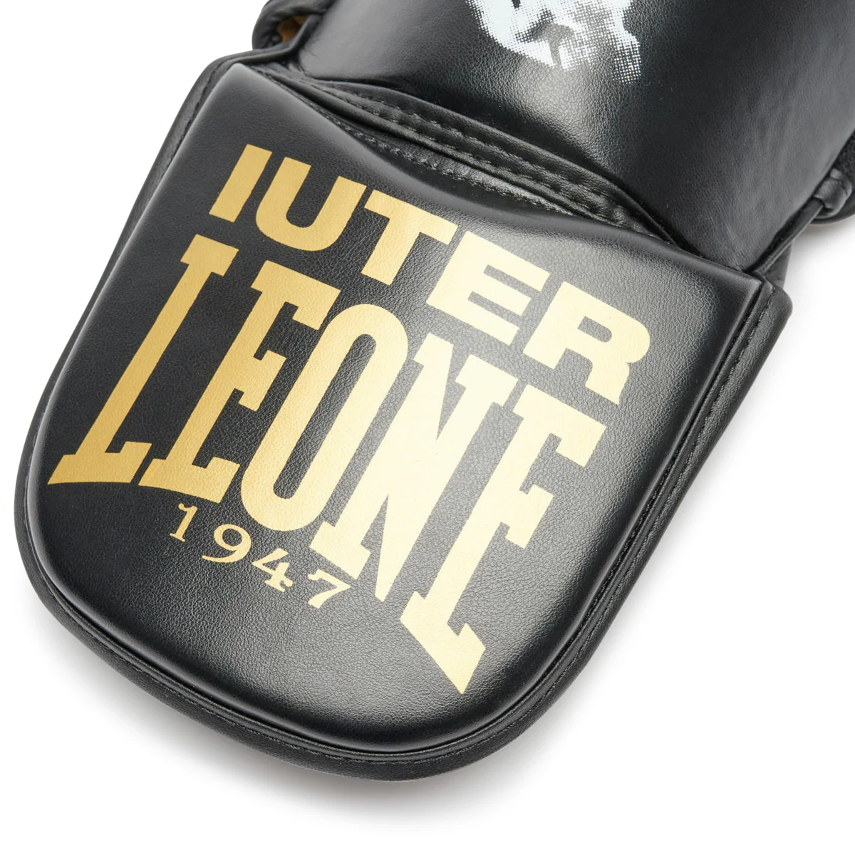 Shinguards Leone Iuter PT01IU with foot guards  - Image 5