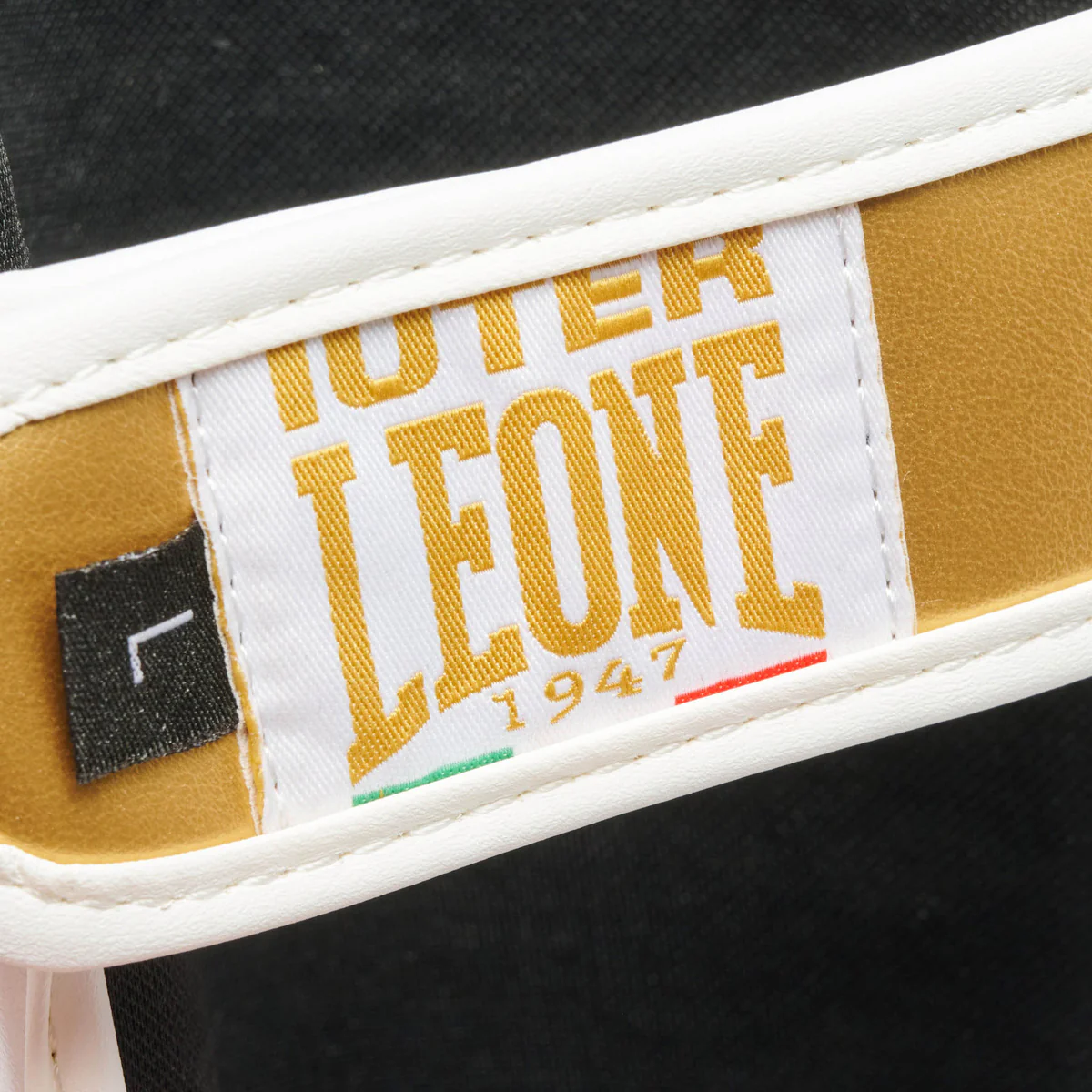 Shinguards Leone Iuter PT01IU with foot guard White  - Image 7