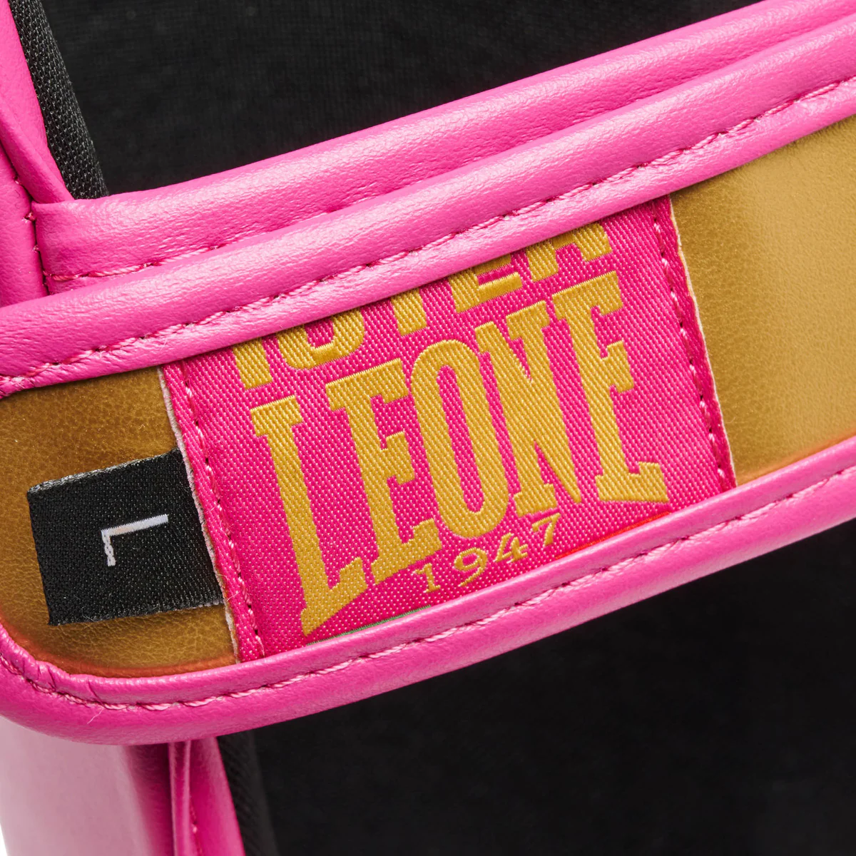 Shinguards Leone Iuter PT01IU with fuchsia footrest  - Image 7