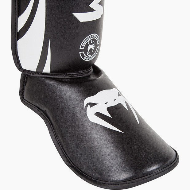 Shinguards Venum Challenger Black White - Image 3