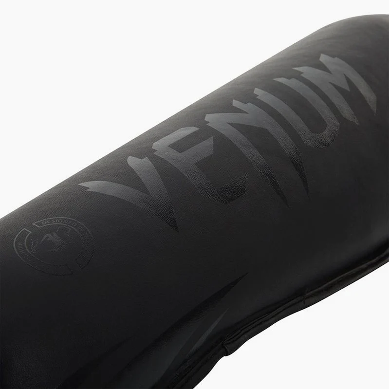 shinguards with Parapiede Venum Challenger Nero Black  - Image 2