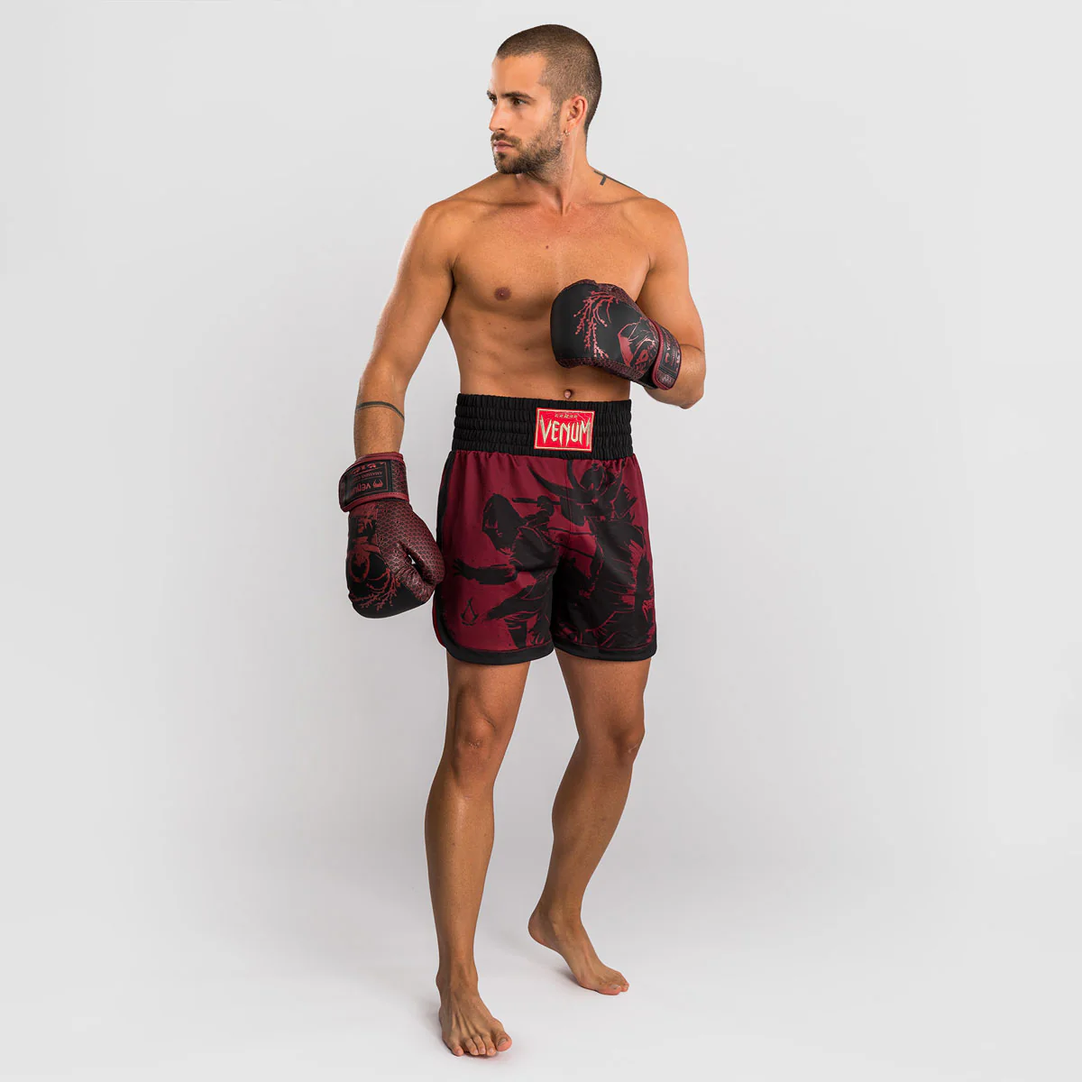 Shorts kick-thai Venum Assassin's Creed Shadows Red-black  - Image 7