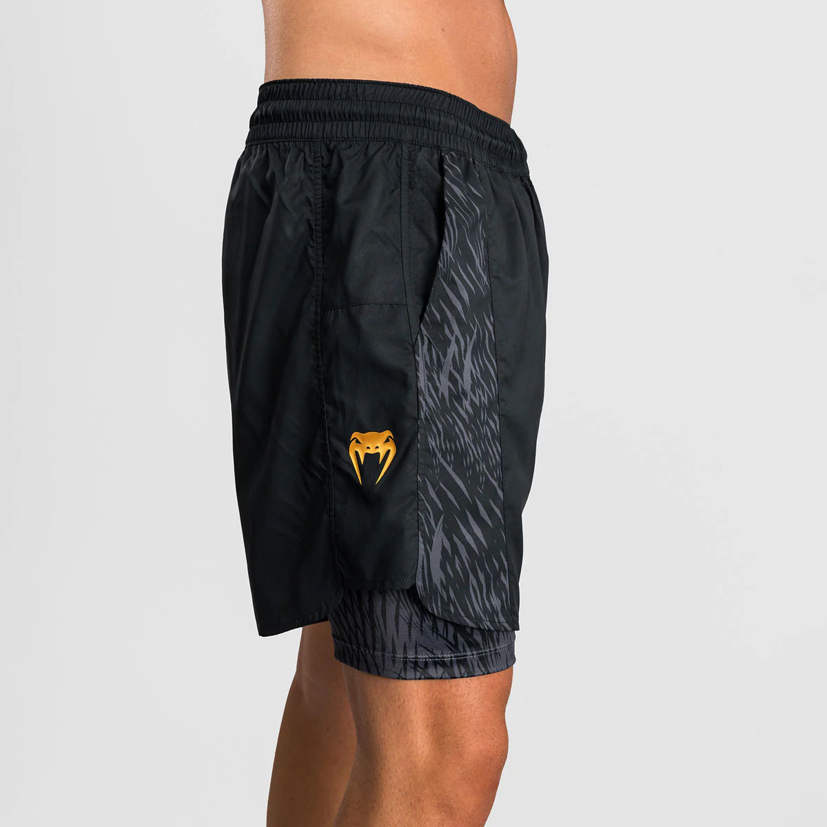 Shorts training Venum x Chimaev Wild Borz Black  - Image 7