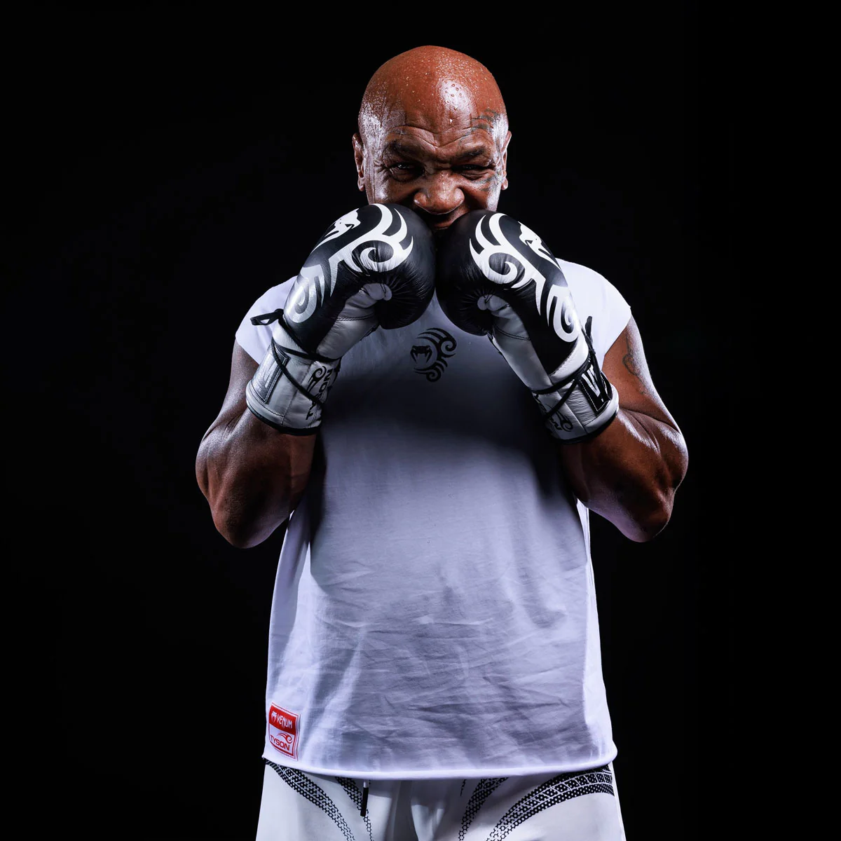 Sleeveless t-shirt Venum x Mike Tyson White  - Image 7