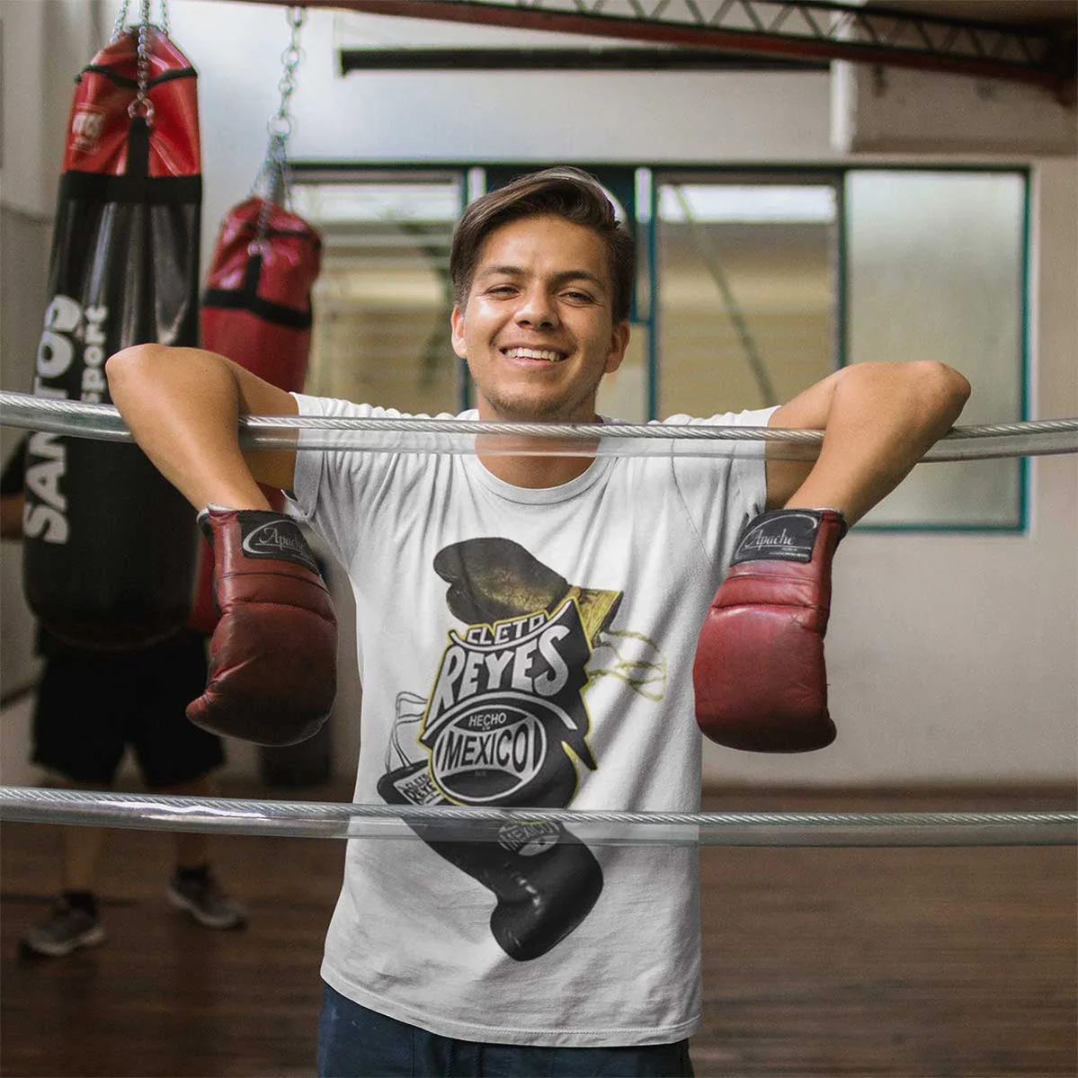 T-shirt Cleto Reyes Vintage Gloves  - Image 4