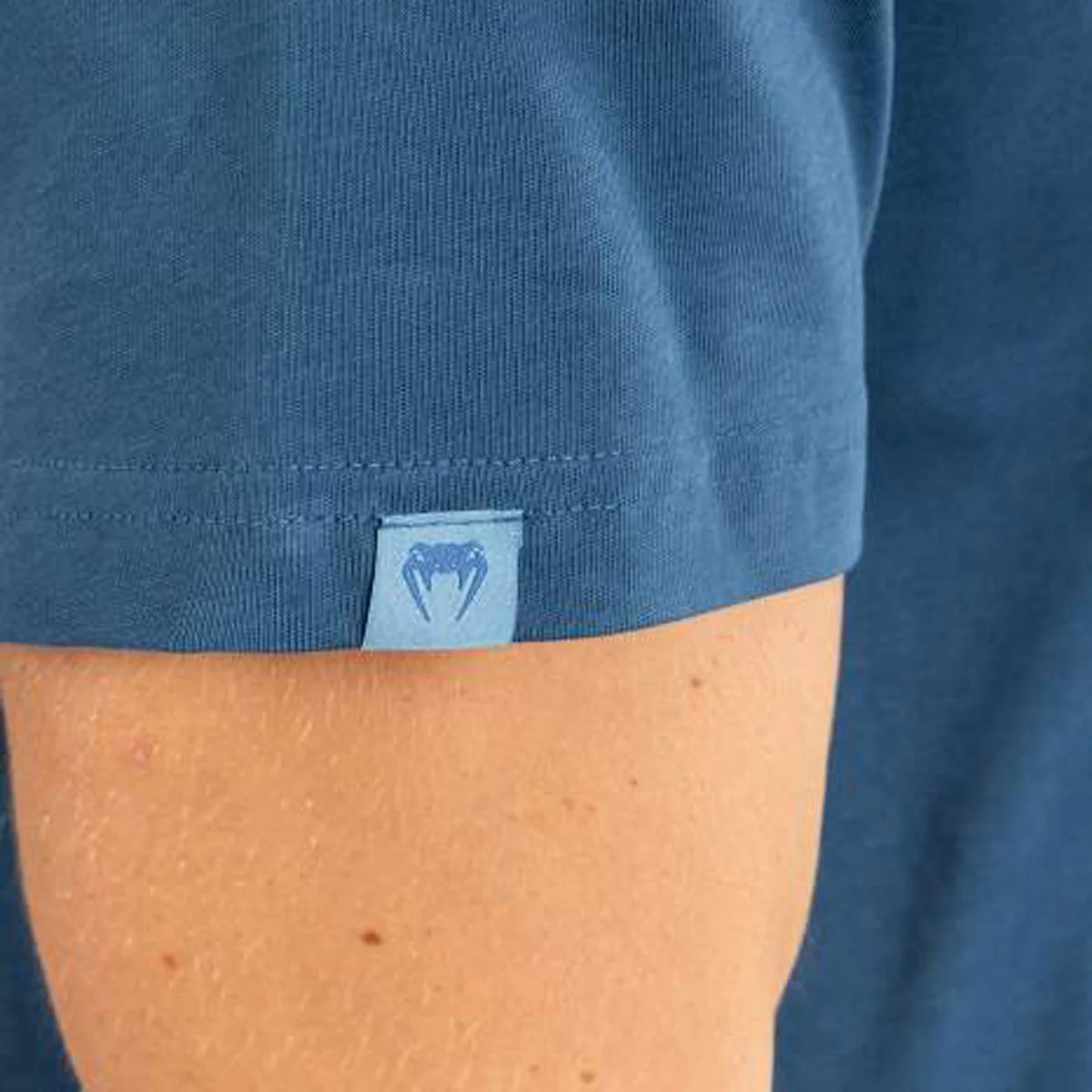 T-shirt Venum Silent Power Blue  - Image 4