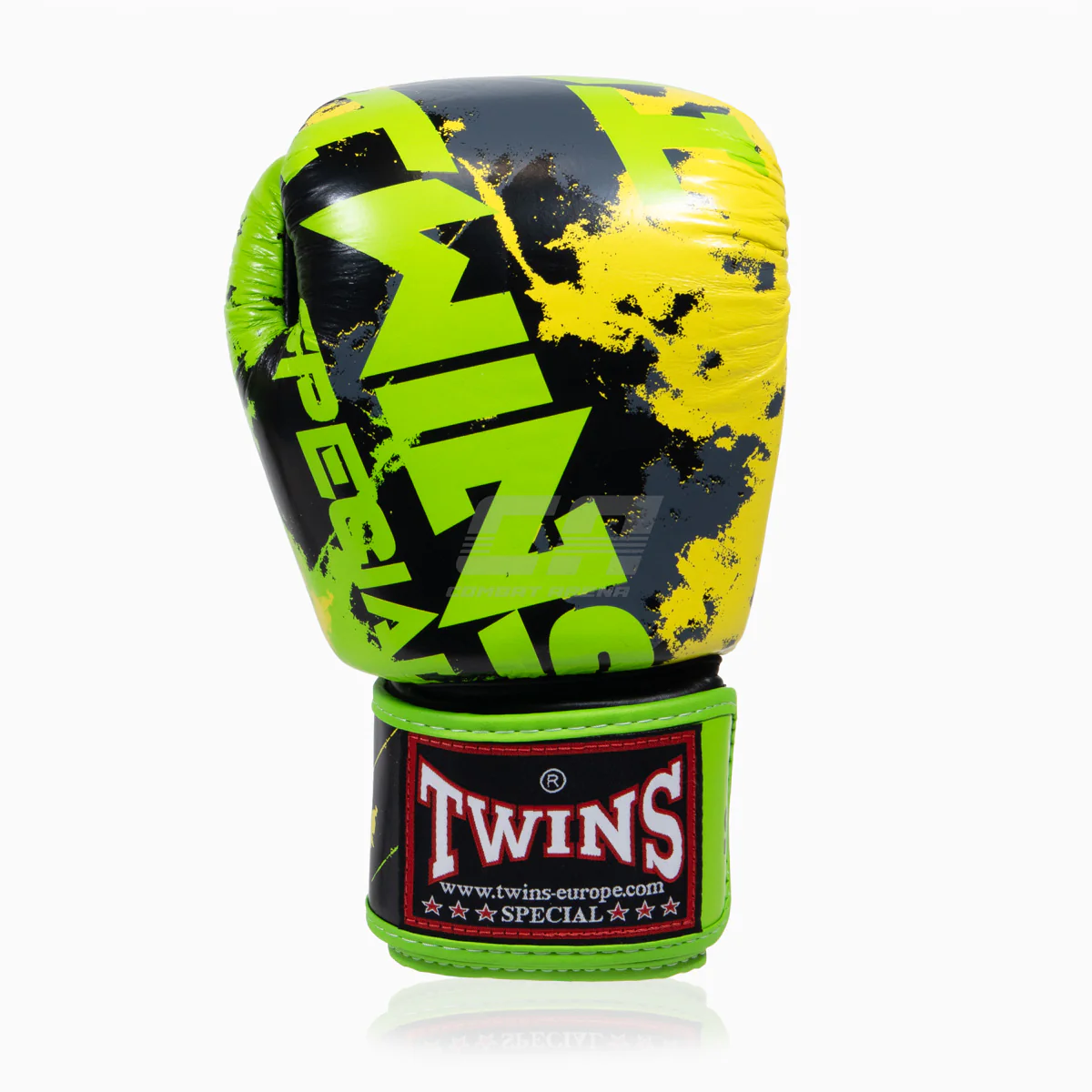 Thai boxing gloves Twins Special FBGVL3 Candy Green  - Image 3