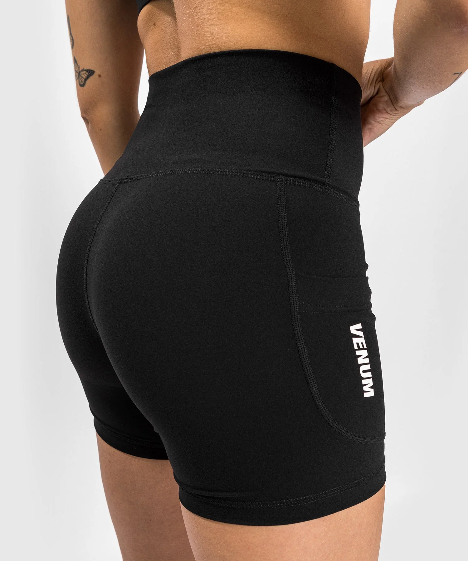 Women's shorts Venum Essential  - Image 2