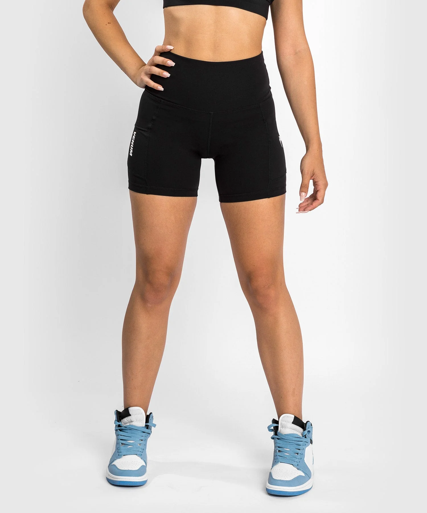 Women's shorts Venum Essential  - Image 5